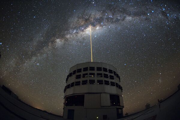 Céu sobre o Observatório Paranal no Chile Céu sobre o Observatório Paranal no Chile - Sputnik Brasil