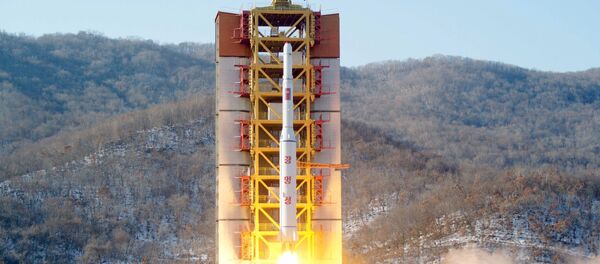 Lançamento de míssil de longo alcance no polígono de Sohae (Coreia do Norte) - Sputnik Brasil