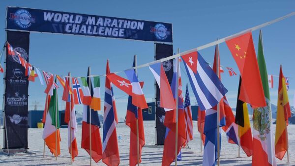 World Marathon Challenge no gelo - Sputnik Brasil