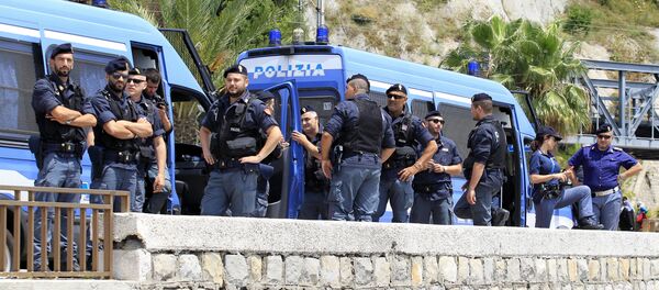 Polícia da Itália - Sputnik Brasil