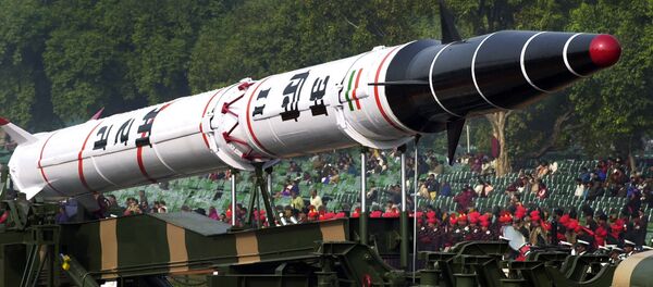 Míssil balístico indiano Agni-II (imagem referencial) - Sputnik Brasil