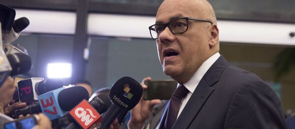 El jefe de la delegación del Gobierno de Venezuela, Jorge Rodríguez - Sputnik Brasil