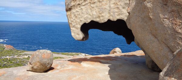 Praia australiana (imagem ilustrativa) - Sputnik Brasil