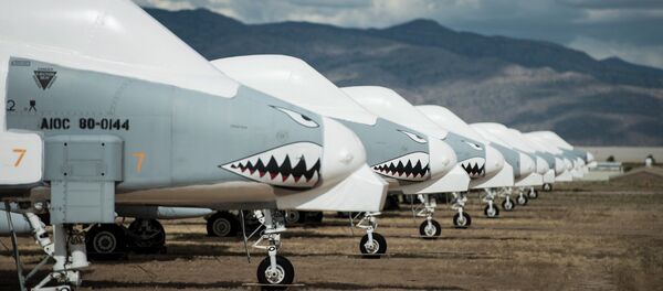 As aeronaves A-10 Thunderbolt II da Fairchild Republic no Arizona - Sputnik Brasil