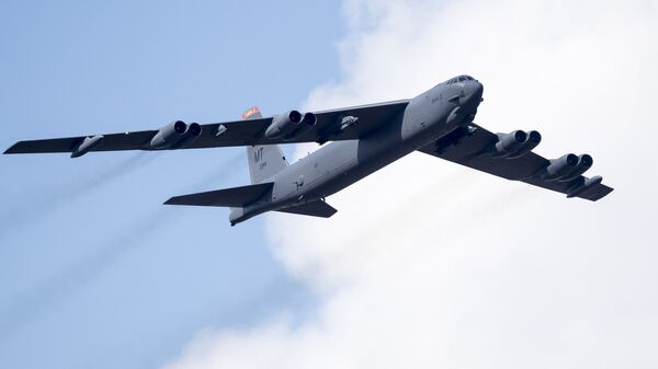 Bombardeiro estratégico B-52 da Força Aérea dos EUA (foto de arquivo) - Sputnik Brasil
