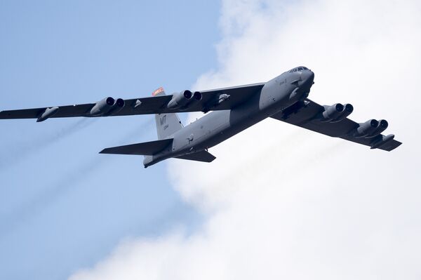 Bombardeiro estratégico B-52 da Força Aérea dos EUA (foto de arquivo) - Sputnik Brasil