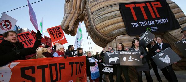 Protesto contra TTIP - Sputnik Brasil