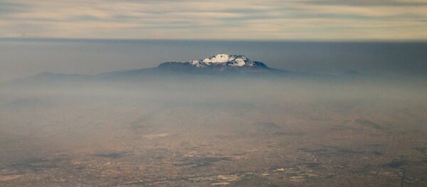 Pico Orizaba, no limite entre os estados de Puebla e Veracruz, é a maior montanha do México - Sputnik Brasil