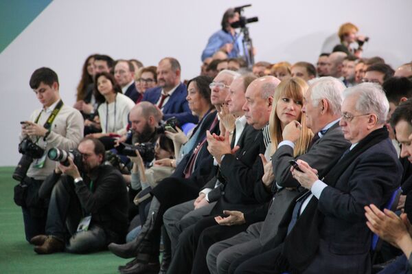 Membros do Conselho de Supervisão atendem a cerimônia de premiação dos vencedores - Sputnik Brasil