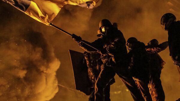 Столкновения протестующих с милицией в центре Киева - Sputnik Brasil