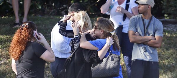 Tiroteio na Flórida - Sputnik Brasil