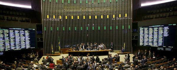  Plenário da Câmara dos Deputados durante sessão para votação da intervenção federal na segurança pública do Rio de Janeiro - Sputnik Brasil