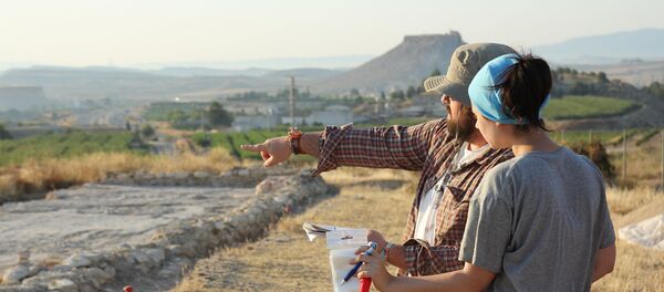 Um sítio arqueológico - Sputnik Brasil