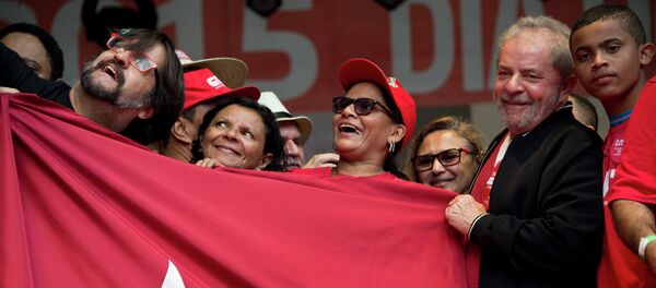 Ex-presidente Lula durante comemorações do Dia do Trabalhador, em São Paulo - Sputnik Brasil