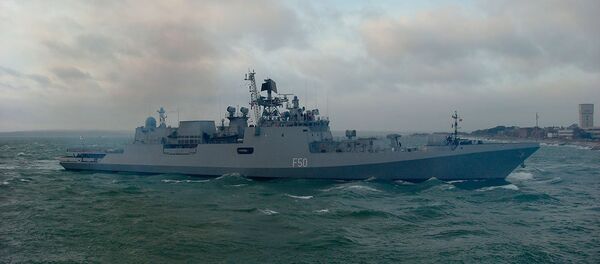 Fragata Tarkash construída na Rússia para a Marinha da Índia. - Sputnik Brasil