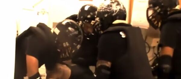 James Brown torturado na prisão. - Sputnik Brasil