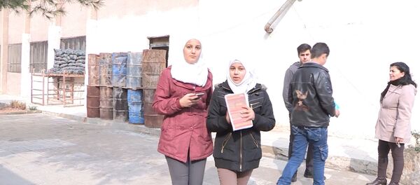 Moradora conta sobre ataque de militantes em Ghouta Oriental - Sputnik Brasil