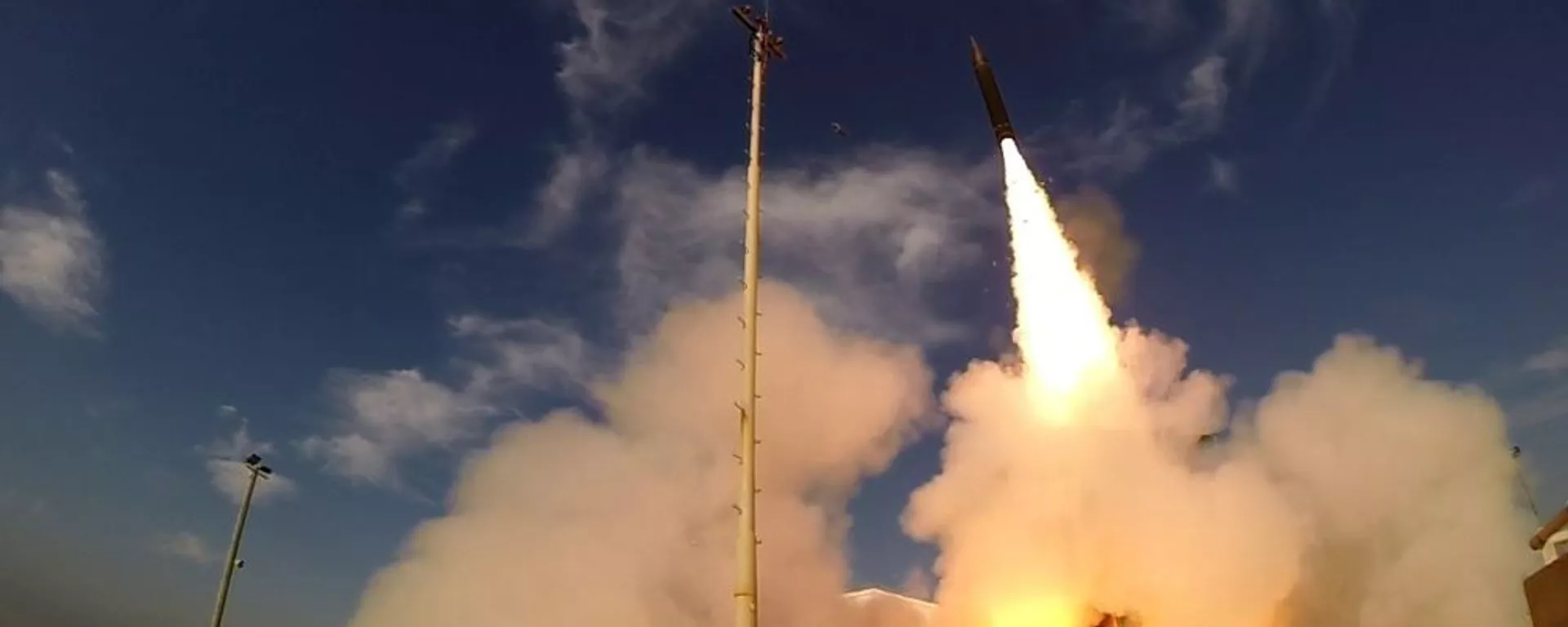 Teste bem-sucedido com o interceptor Arrow-3 (foto de arquivo) Teste bem-sucedido com o interceptor Arrow-3 (foto de arquivo) - Sputnik Brasil, 1920, 30.10.2025