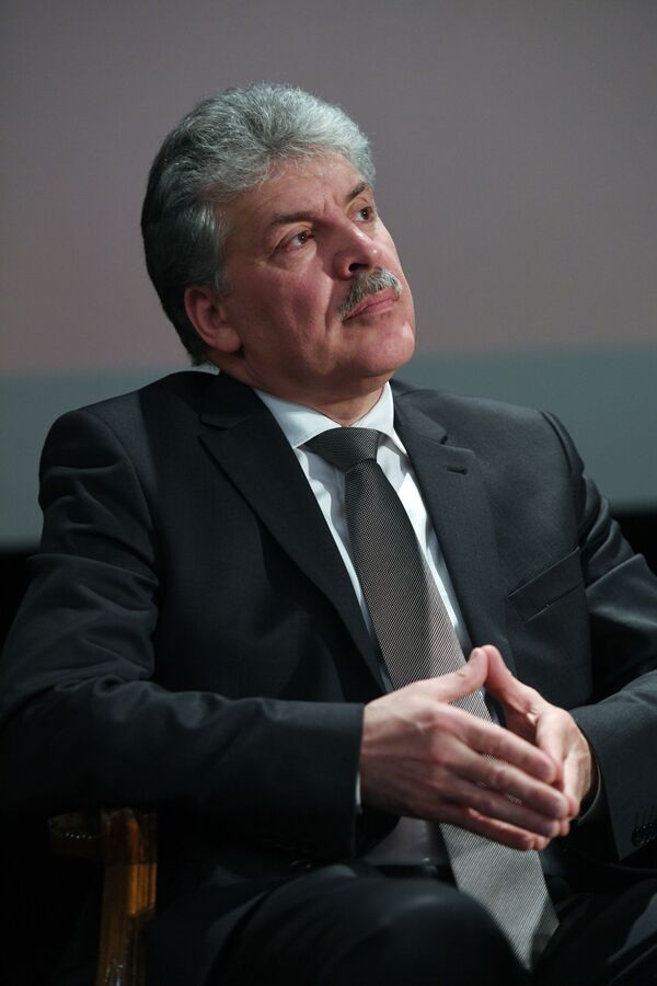 Candidato à Presidência Pavel Grudinin no decorrer de um encontro com pessoas de sua confiança - Sputnik Brasil
