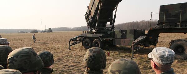 Soldados dos EUA perto do complexo antimíssil Patriot na Polônia, arquivo - Sputnik Brasil