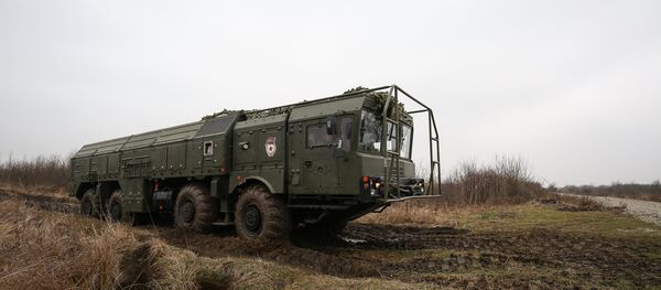 Complexo de mísseis Iskander-M durante exercícios táticos na região de Krasnodar - Sputnik Brasil