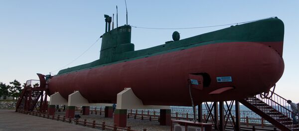 Submarino norte-coreano da classe Sango que encalhou em 1996 no litoral perto de Gangneung, Coreia do Sul - Sputnik Brasil