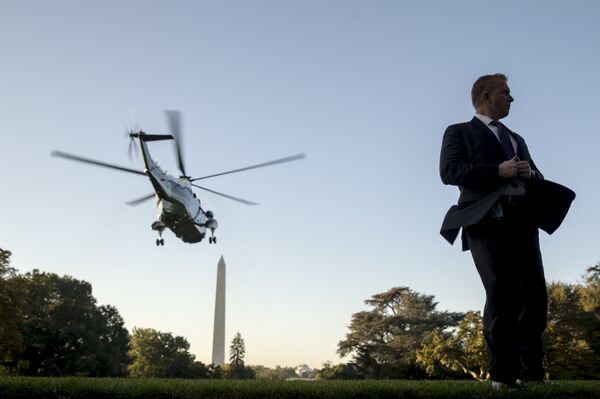 Funcionários da Casa Branca teriam sido expostos por aplicativo de relacionamento - Sputnik Brasil