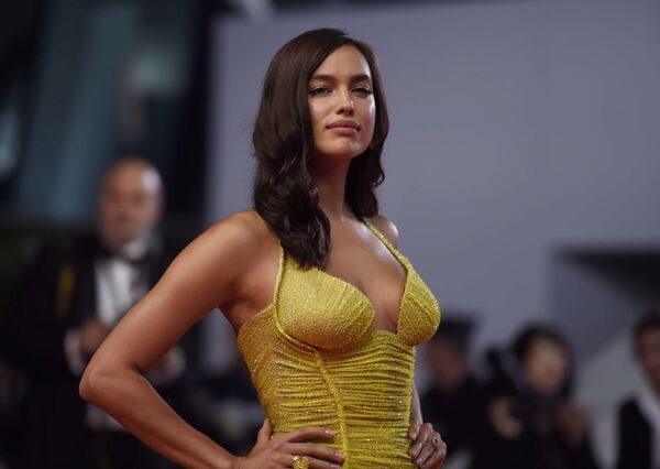 Modelo Irina Shayk no 70 º Festival de Cannes - Sputnik Brasil