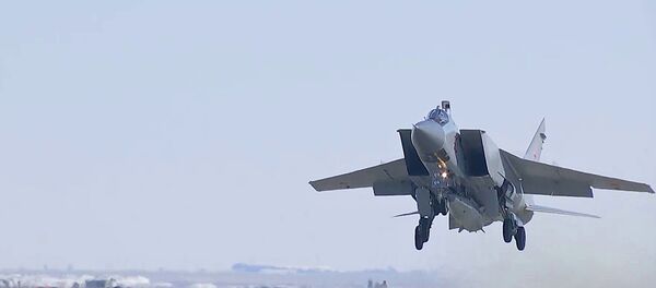 The Russian Aerospace Forces conducts test launch of a Kinzhal hypersonic aviation and missile system - Sputnik Brasil