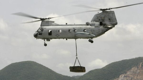 Helicóptero norte-americano CH-53 com carga (imagem referencial) - Sputnik Brasil