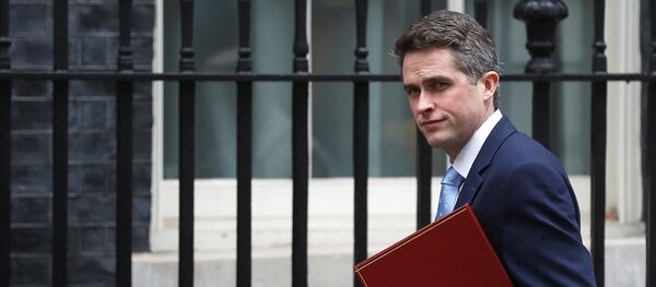 Secretário de Defesa do Reino Unido, Gavin Williamson - Sputnik Brasil