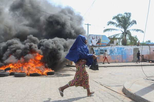 Protesto antigovernamental em Cotonou, a maior cidade do Benim - Sputnik Brasil