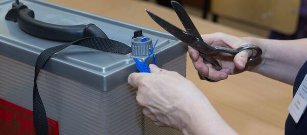 Contagem de votos nas presidenciais russas, em 18 de março de 2018 - Sputnik Brasil