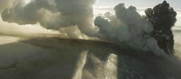 Vulcão entra em erupção na Islândia (foto de arquivo) - Sputnik Brasil