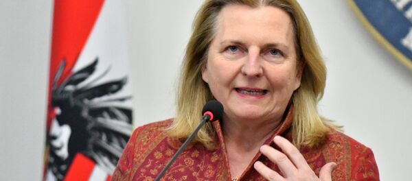 Karin Kneissl, ministra das Relações Exteriores da Áustria - Sputnik Brasil