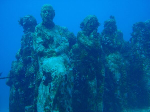 Composição We are the reef exposição de Jason Taylor no Museu Subaquático de Arte em Cancún, México - Sputnik Brasil