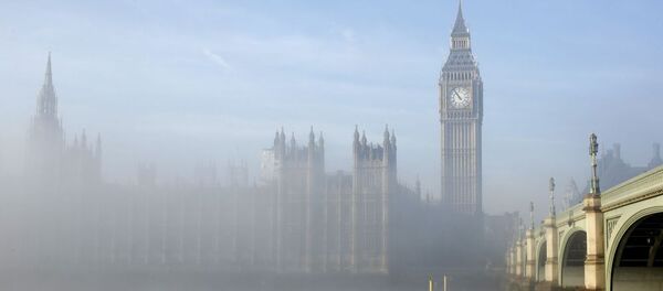 Nevoeiro no centro de Londres Nevoeiro no centro de Londres - Sputnik Brasil