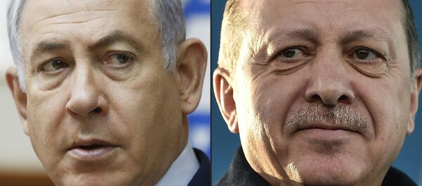 Combinação de fotos do premiê israelense, Benjamin Netanyahu (à esquerda) e presidente turco, Recep Tayyip Erdogan (foto de arquivo) Combinação de fotos do premiê israelense, Benjamin Netanyahu (à esquerda) e presidente turco, Recep Tayyip Erdogan (foto de arquivo) - Sputnik Brasil