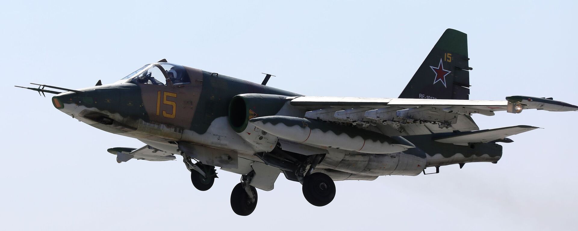 Preparação do avião de assalto Su-25 para decolagem - Sputnik Brasil, 1920, 17.03.2022