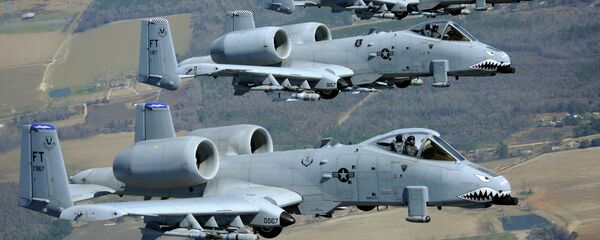 Caças-bombardeiros norte-americanos A-10 Thunderbolt II - Sputnik Brasil