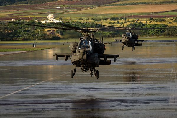 EUA aprovam venda de 8 helicópteros Apache para Kuwait e de 3.000 bombas para Arábia Saudita EUA aprovam venda de 8 helicópteros Apache para Kuwait e de 3.000 bombas para Arábia Saudita - Sputnik Brasil