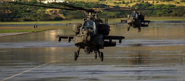 Helicópteros AH-64E Apache da 16ª Brigada de Aviação de Combate das Forças Armadas dos Estados Unidos - Sputnik Brasil