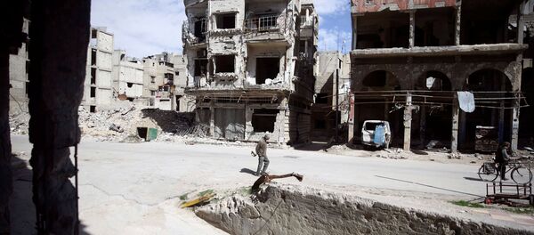 Cidade síria de Douma Cidade síria de Douma - Sputnik Brasil