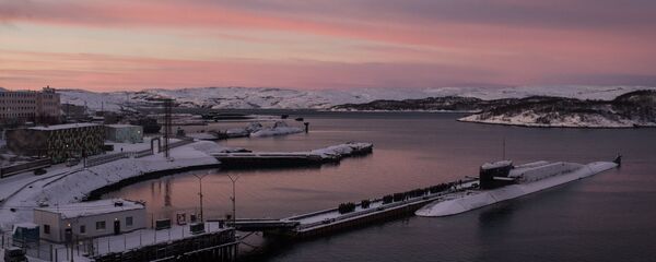 Submarino nuclear do projeto 667BDRM Yuri Dolgoruky no estaleiro de Gadzhievo na região de Murmansk - Sputnik Brasil