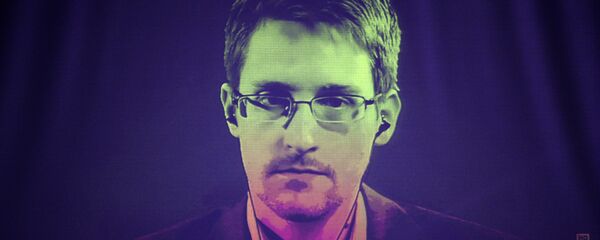 Edward Snowden - Sputnik Brasil