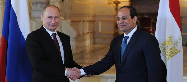 Vladimir Putin e Abdel Fattah al-Sisi - Sputnik Brasil