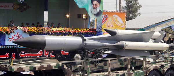 Parada militar anual em Teerã - Sputnik Brasil