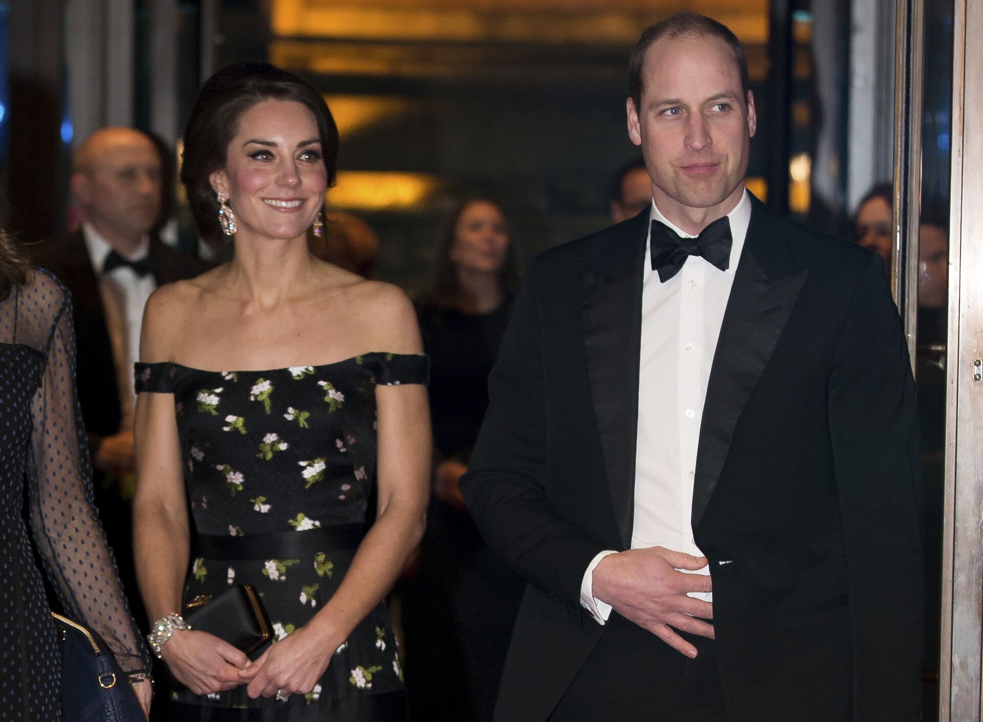 Duquesa de Cambridge, Kate Middleton, e príncipe William no tapete vermelho do Bafta, prêmio cinematográfico do Reino Unido - Sputnik Brasil, 1920, 24.03.2022