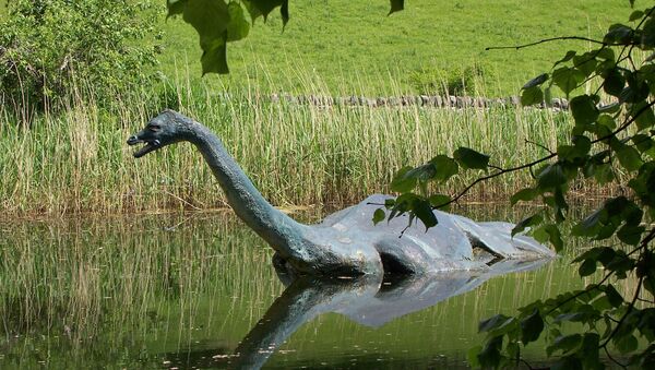 Escultura do monstro do lago Ness na Escócia (foto de arquivo) - Sputnik Brasil