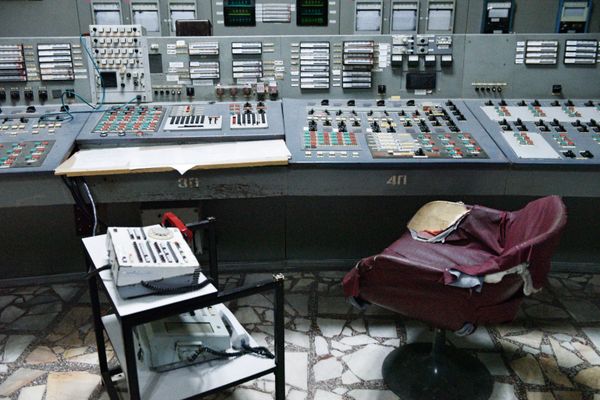 Quarto de transmissão energética do 3º bloco da Usina Nuclear de Chernobyl - Sputnik Brasil